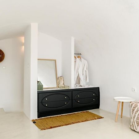 לינה וארוחת בוקר Akrotírion White Curves Santorini מראה חיצוני תמונה