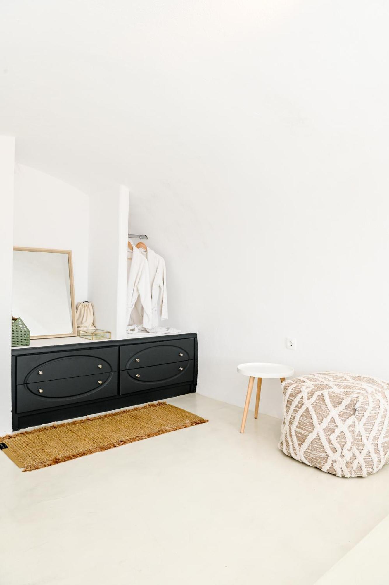 לינה וארוחת בוקר Akrotírion White Curves Santorini מראה חיצוני תמונה